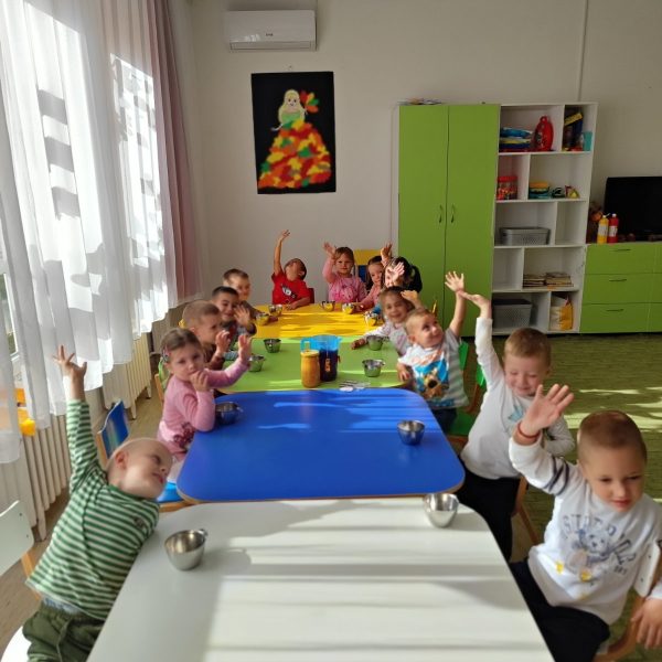 IMG-eab514f2748eaa2c2f74666645428723-V